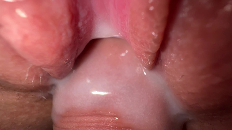 Mia Foster: Extremely close up fuck tight teen pussy