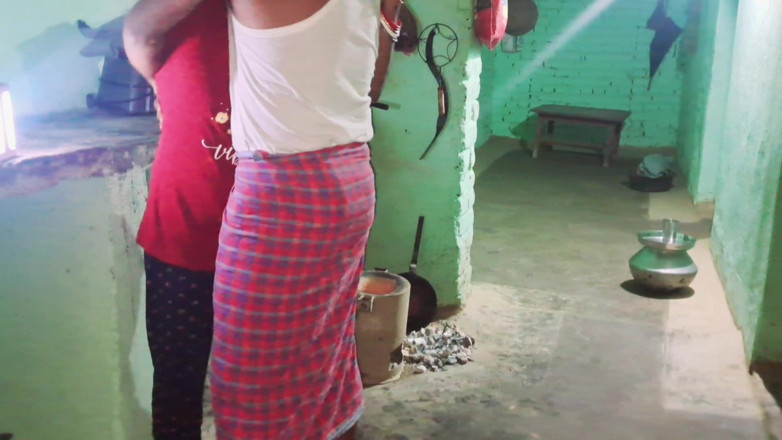 Trilokinath: Desi Ấn Độ vú to mẹ kế giáo viên con trai riêng...