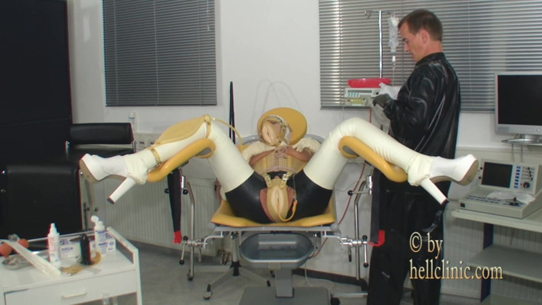 Rubber & Clinic Studio - 1ATOYS: Bizarre testspiele komplett in gummi