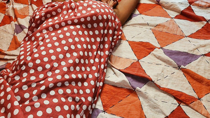 Riya Bonguus: Gorąca Bhabhi Zerżnięta przez jej Devar kiedy męża nie ma...