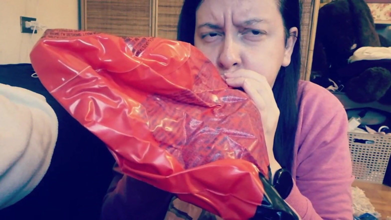 Nicoletta Embassi: Vidéo de jeu fétiche merveilleux avec des ballons colorés, voulez-vous...