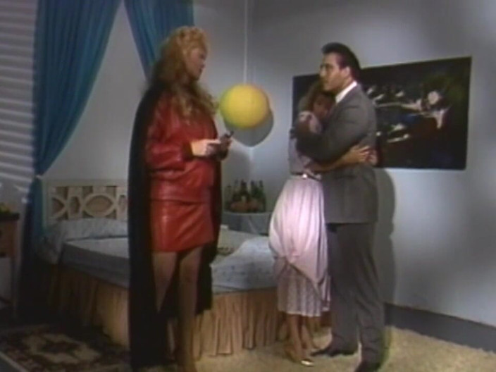 Vintage Usa: Sexe vintage pour une salope blonde coquine