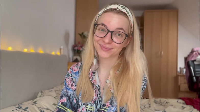 Goddess_Bella_Rae: Paypig Living on $30 a Month After I Rinsed Him Dry