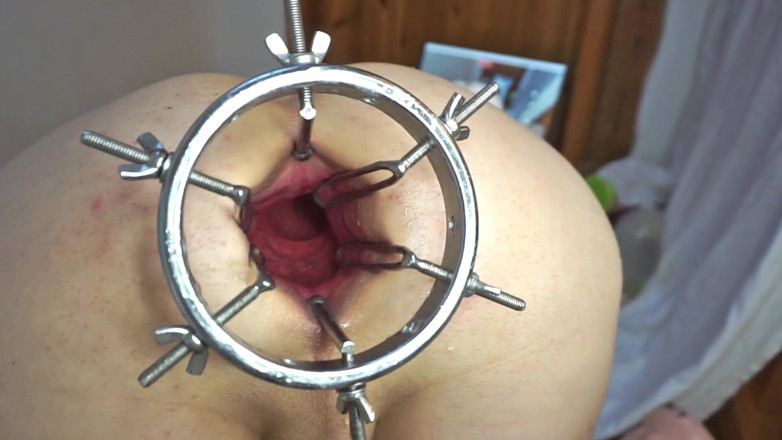 Giantasshole: Tratando de tener un anal más profundo - ¡con mi culo esparcidor!
