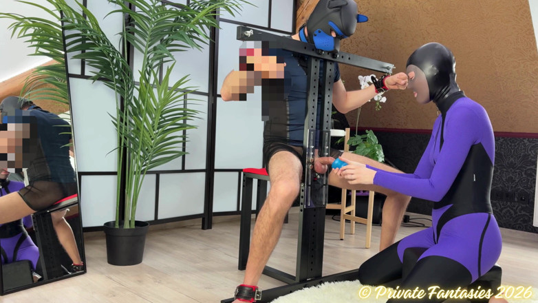 Private fantasies studio: Господиня доїть свого раба 3 рази в доїльному кріслі