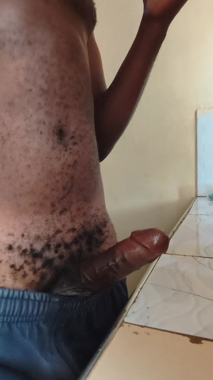 Kenyandick: Sólo přítel honil svého tvrdého ptáka brzy ráno a uvolnil...
