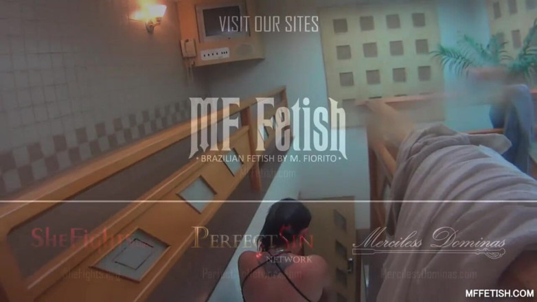 MF Fetish: Facesitting et waterboarding
