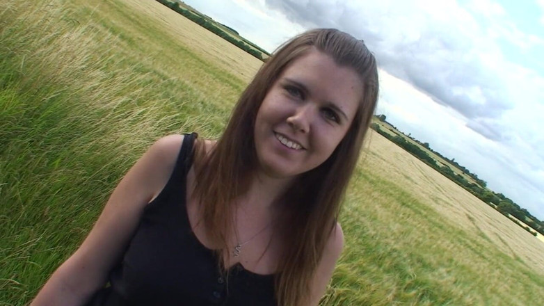 Digi Creationsxxx: Britische schlampe gibt einem fremden im freien bbc-blowjob