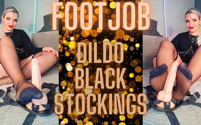 Monika Nylon: (104) Footjob Dildo Černé punčochy