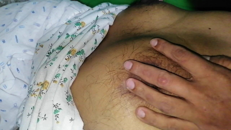 Sweety In Bed: Desi dorf teen mädchen im freien XXX video, indisches schönes...