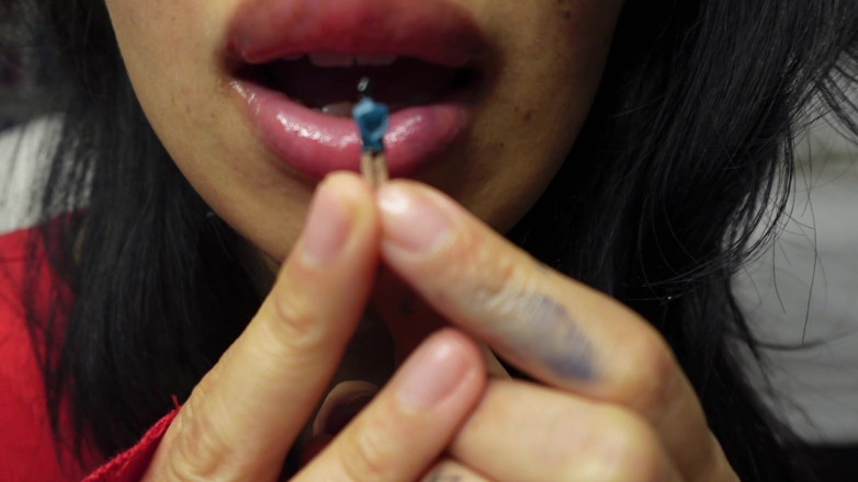 Asmr_mouth: Dev kadın seni yalamayı ve hepinizi emmeyi seviyor