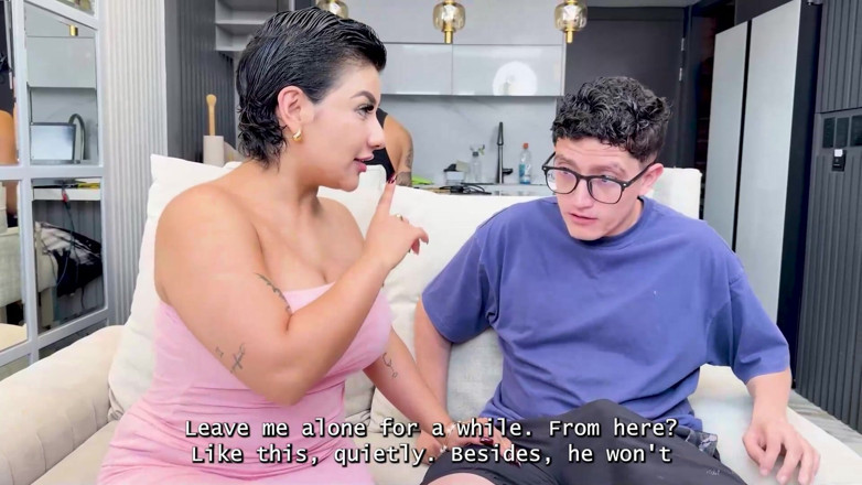Pipe Boy: Saya Meniduri Ibu Tiri Pantat Besar Sahabat Saya Saat Dia...