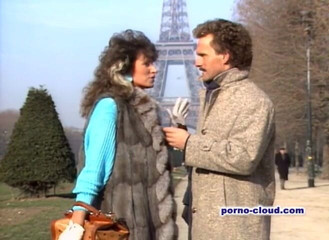Porno Cloud: Señora astucia presenta amigos