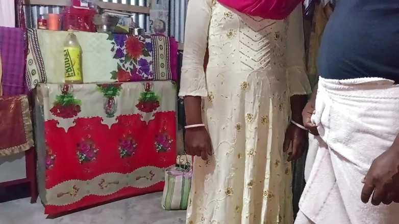 Dogrupali69: Couple de son bengali et hindi, ma grosse demi-sœur se...