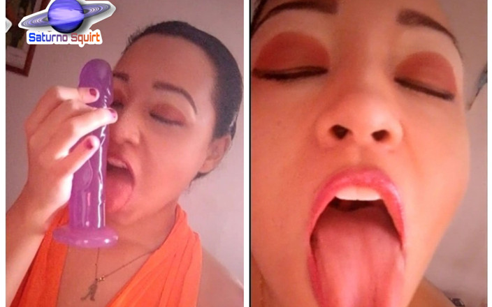 Saturno Squirt: La ragazza latina sexy con coperte di capezzoli seduce i...