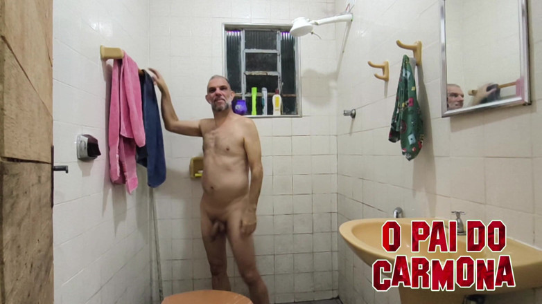 Carmona's father: Prendre ce bain, qui vient ?