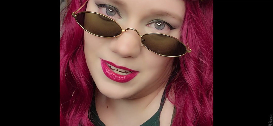Scarlet Vixen: Ця сука отруйна (mp4)