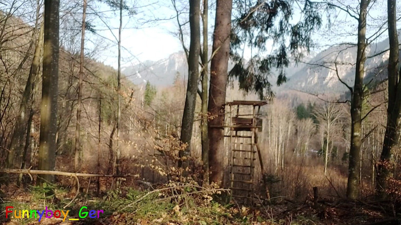 Funnyboy-Ger: Come da sogno faccio pipì nella foresta, in montagna e...