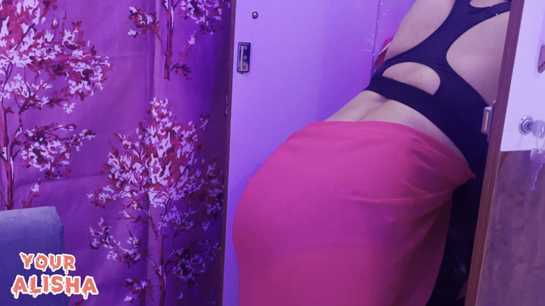 Your Alisha: インドのホットな妻アリーシャがサリーでセックスされた