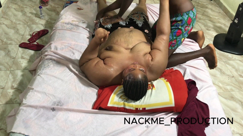 NACKME_PRODUCTION: Model pria amatir ini nggak pernah puas kalau belum di-anal