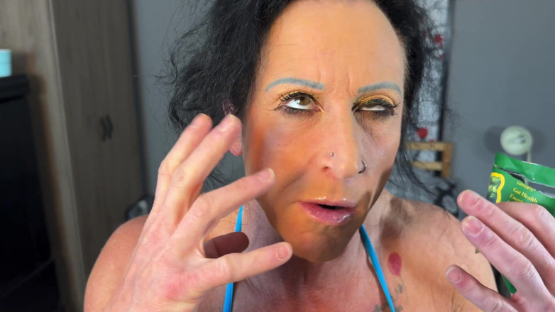 Kandylegsxxx: Las vitaminas de de Kandy comiendo perdedores de goma