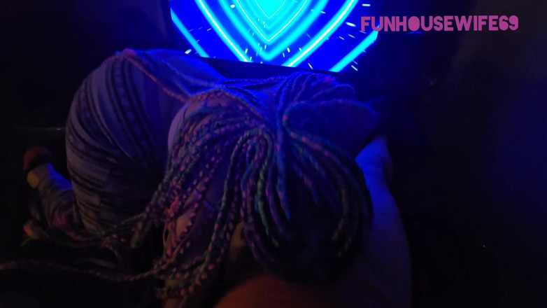 Funhousewife69: Tenir ma tête et m’utiliser comme Fleshlight