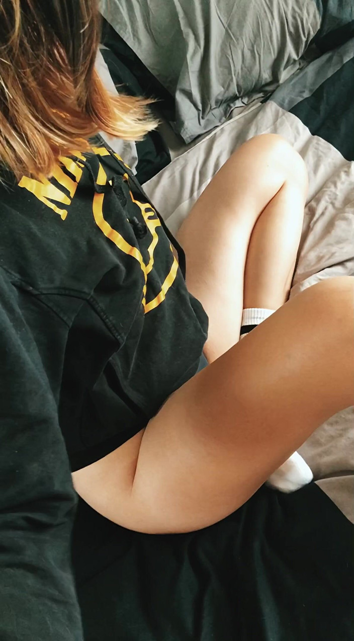 Good_view: 직장에서 따먹히는 핫한 마누라