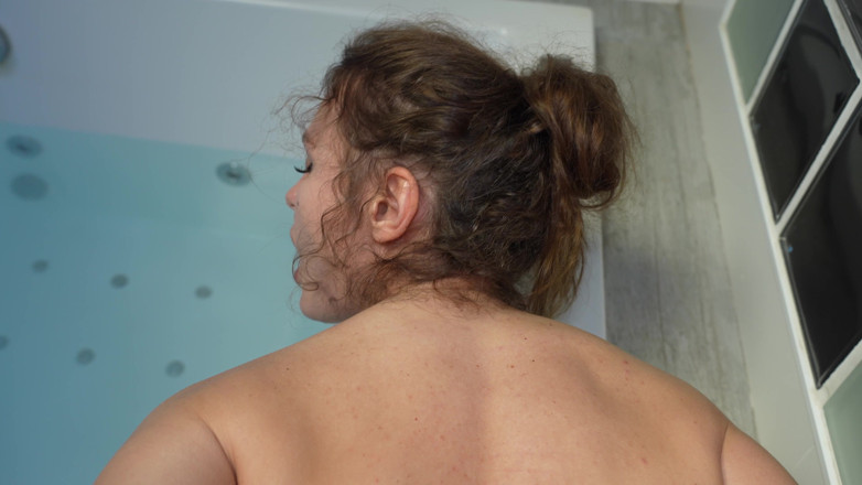 Alexa Poshspicy: Vi delar badrummet med min styvsyster, Anal creampie
