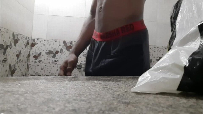 Wheyincognito: Horny Boy in the Bathroom Showering