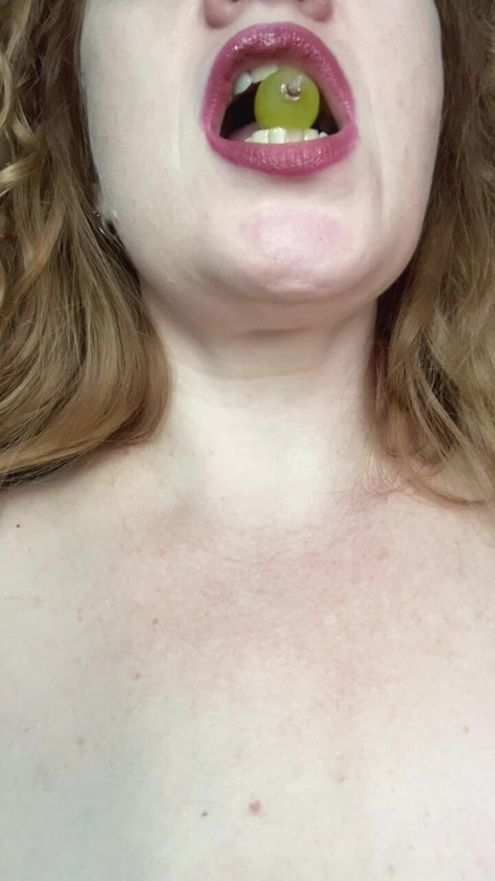 Vikki Georgia: Deep Throat