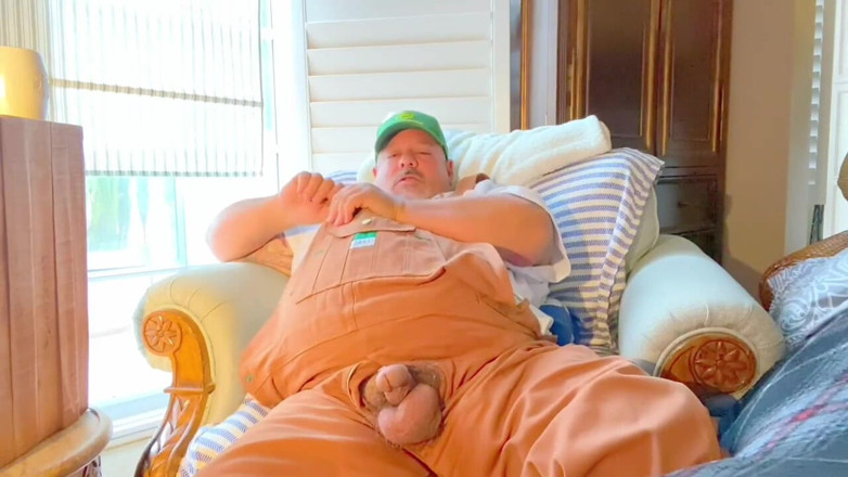 Hand-Free-Daddy-Chub: Farmer Chub Big Balls