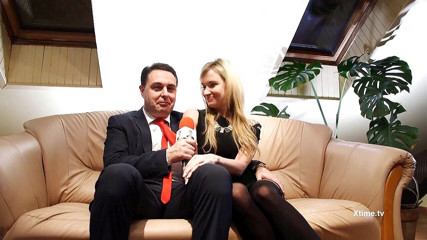 Andrea Dipre Channel: Andrea dipre aur taitoo vaali sunahre baalon vaali