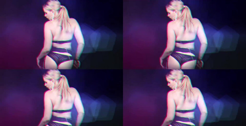 Goddess Misha Goldy: ¡Voy a quitarme esa ropa hoy y explotar tu cerebro! ¡Pero...