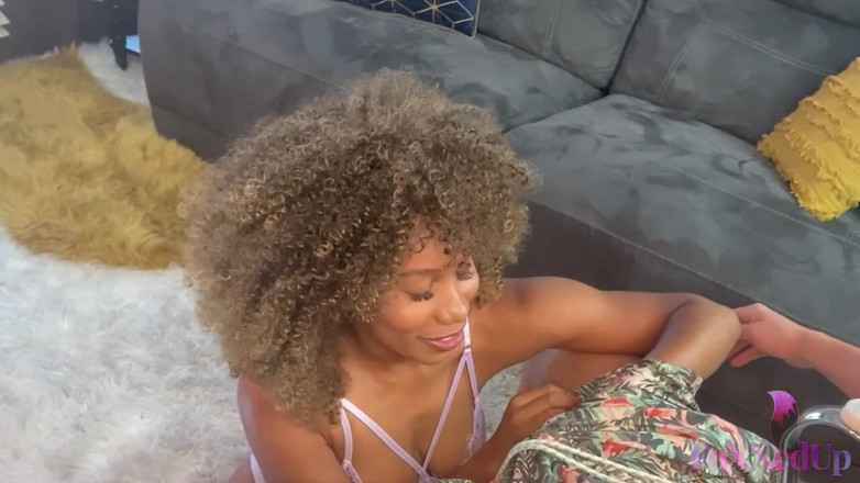 Jenna Foxx: Jenna Foxx emiyor ve meme sikişi