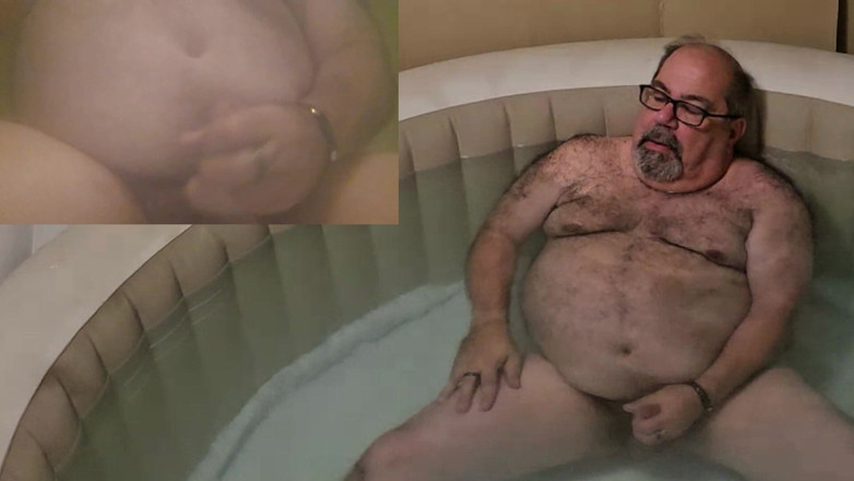 JohnGalt_060769: Эякуляция под водой