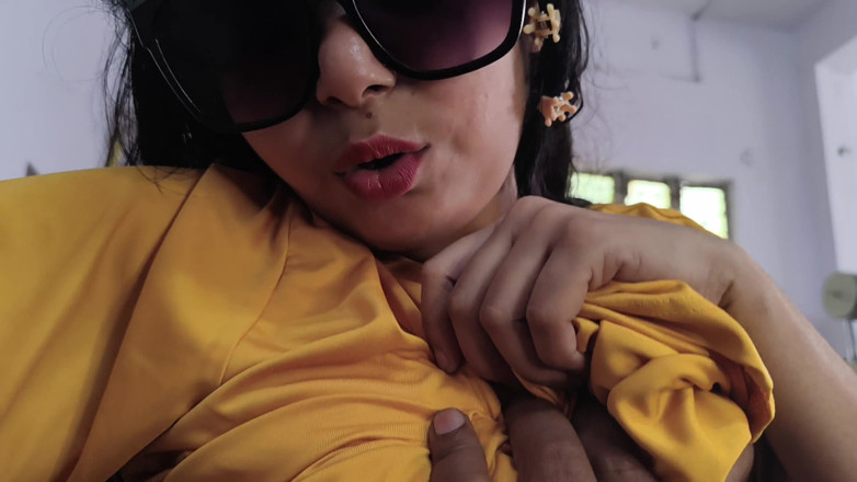 Sexysavita21: Awek kolej desi super panas berkongkek selepas kolej