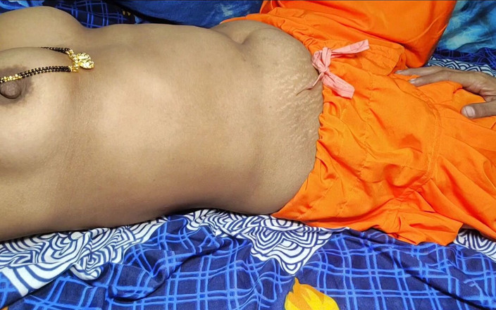 Desi step mom: Melepas setelan salwar kameez adik iparku yang hot
