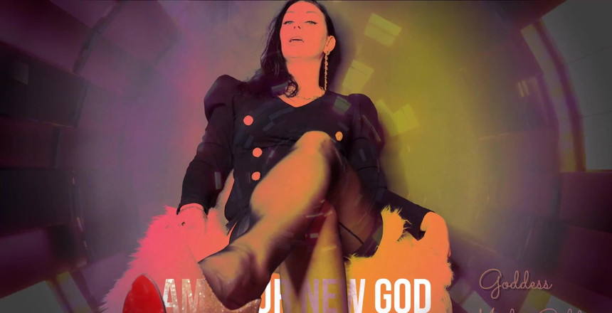 Goddess Misha Goldy: Co pro tebe kdy váš Bůh udělal? Oba víme, že ti...