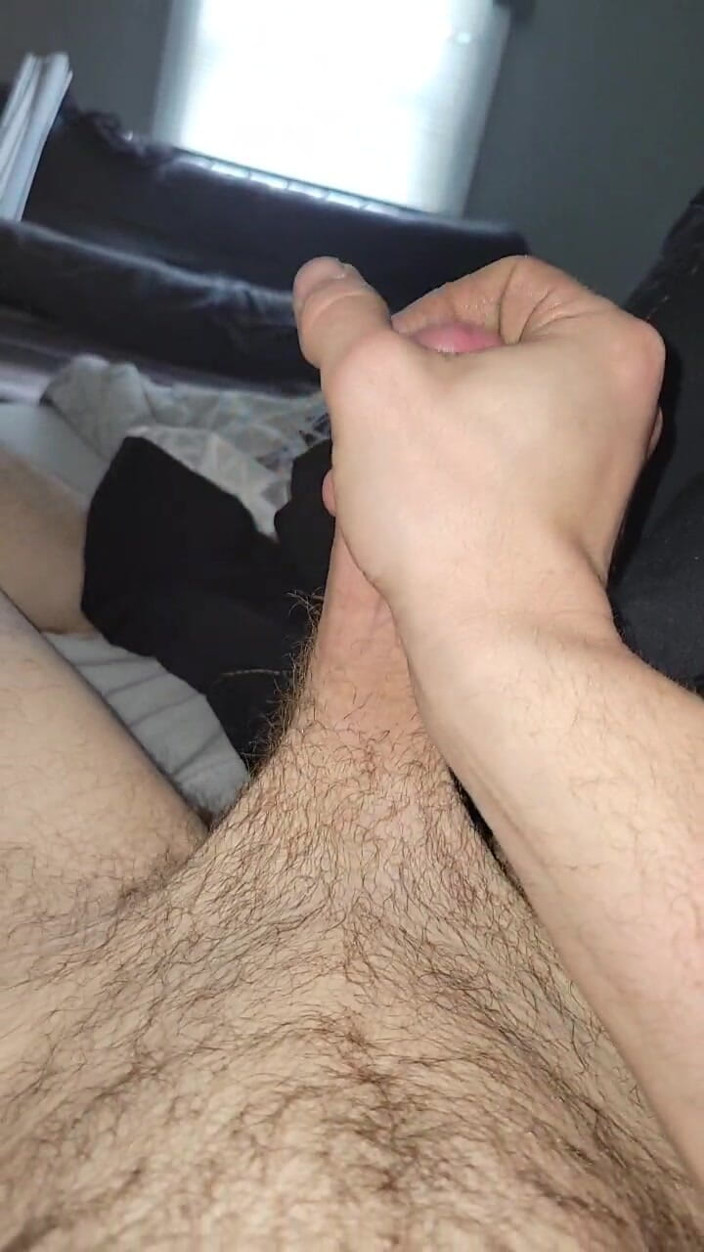 Jutdawg6969: Je broie mon pénis