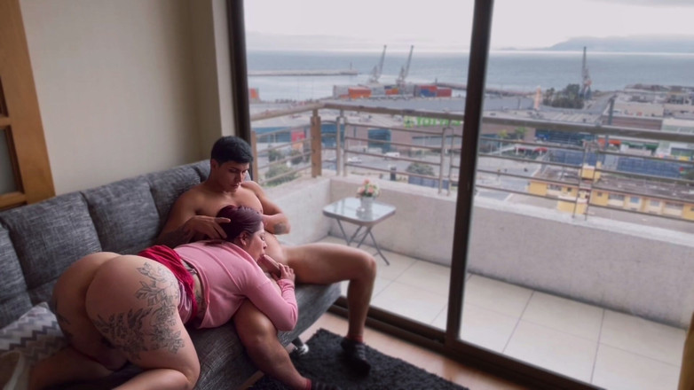 Kate jenn: Éjaculation sur une voisine à forte poitrine à Antofagasta (sexe amateur réel)