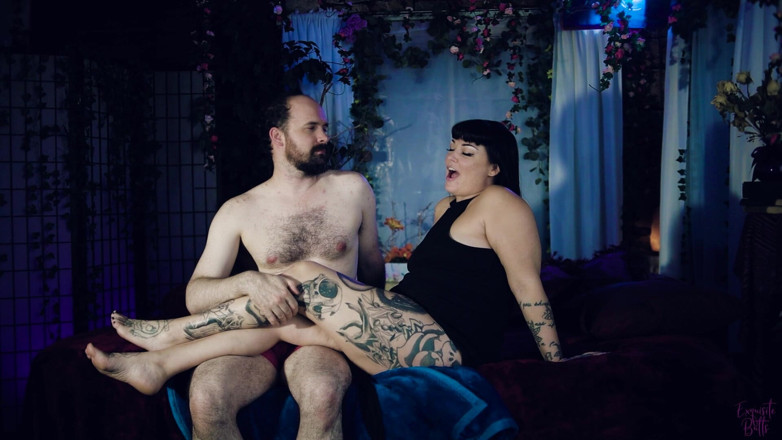 Exquisite Butts: Just Interviews - cece larue dan jacob style - spooky girls melakukannya...