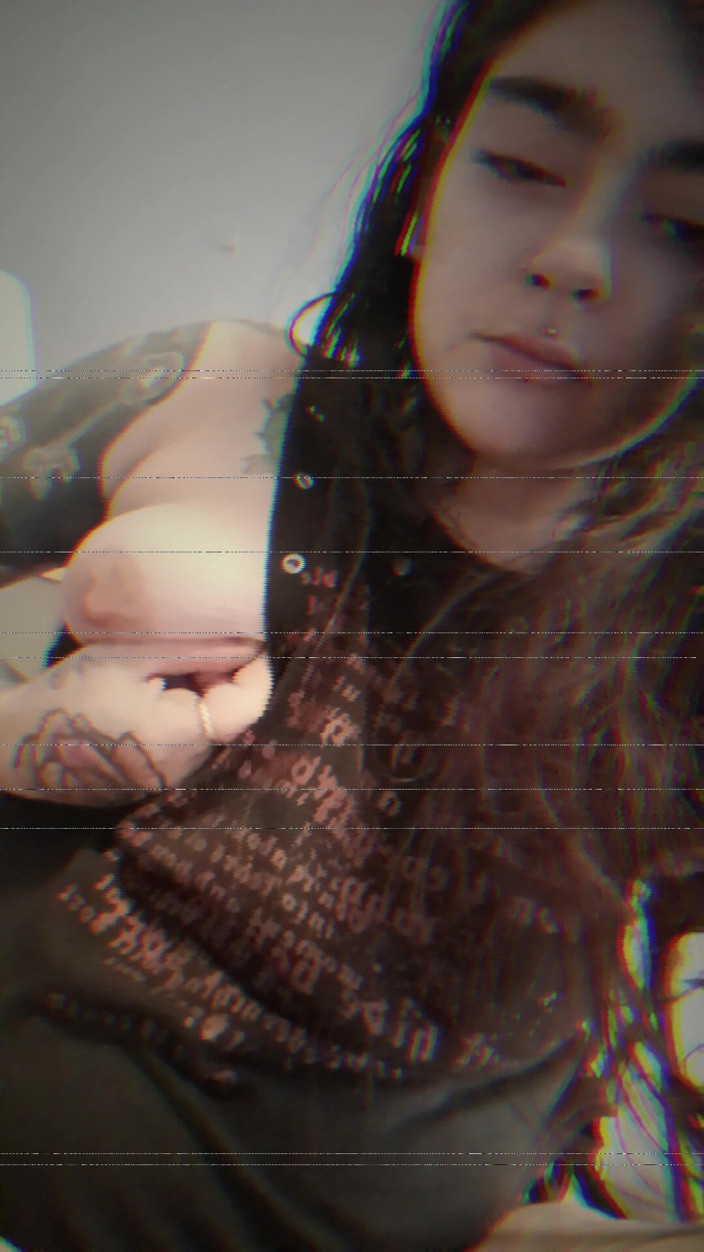 InkedDevilXxx: Oh maman revient