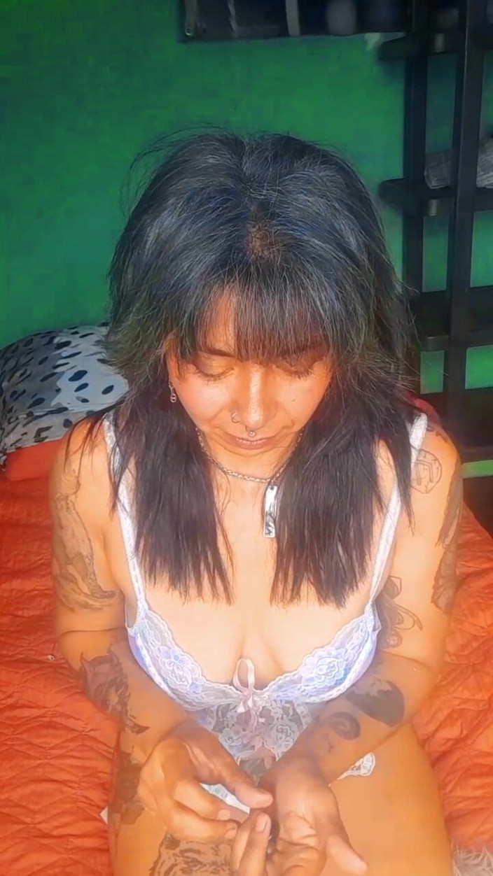 Casia Castro: Cigarrete pagi-pagi