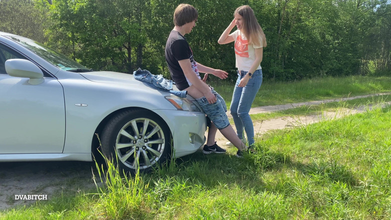 Dvabitch: Teenager amatoriale è stata scopata all'aperto