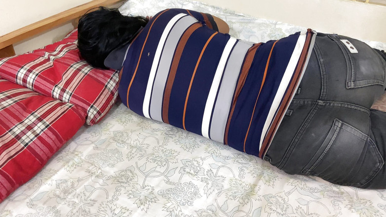 SAFI TV: I Went to My Room and Saw My Lying Alone...