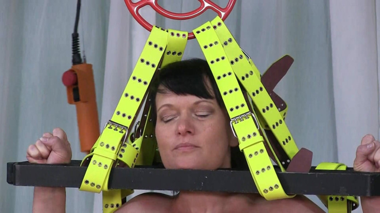 Studio Costeau: Pranýř s rozdílem, Yvette Costeau