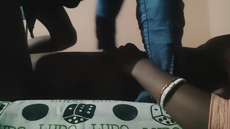 Soneya love: Femme au foyer indienne, vidéos de sexe