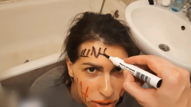 Disciplinater: Video più umiliante di sempre, piscio, gola profonda, schiaffi in...