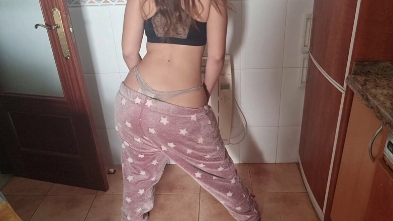 Holycandy: Tu aimes un gros cul ?