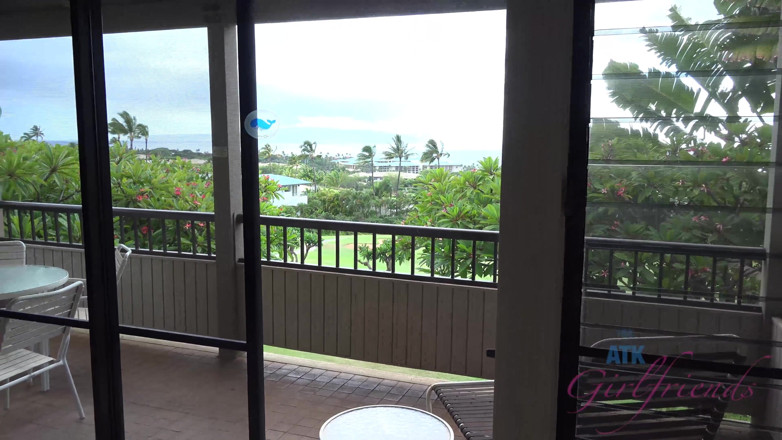 ATK Fans (Girlfriends): Vacances virtuelles à Hawaii avec Scarlett Sage 2/6
